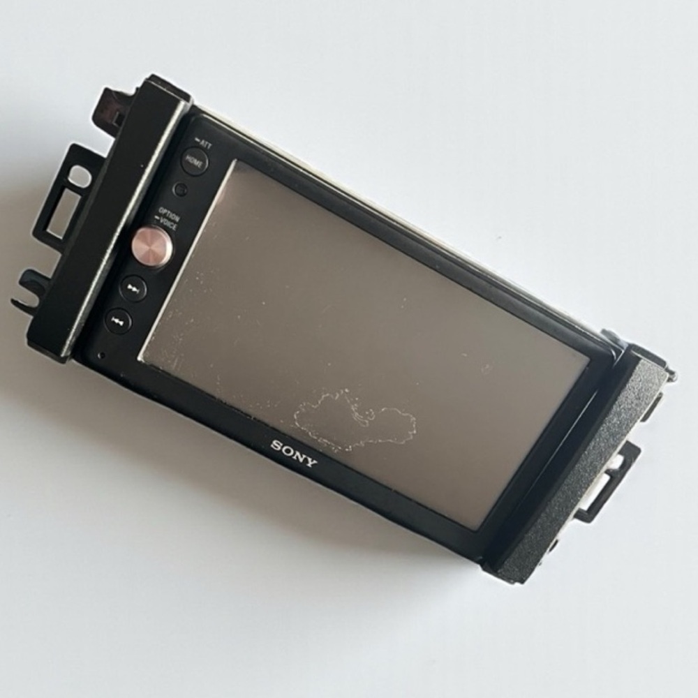 Sony Black Car Audio Display XAV-AX100 Apple CarPlay